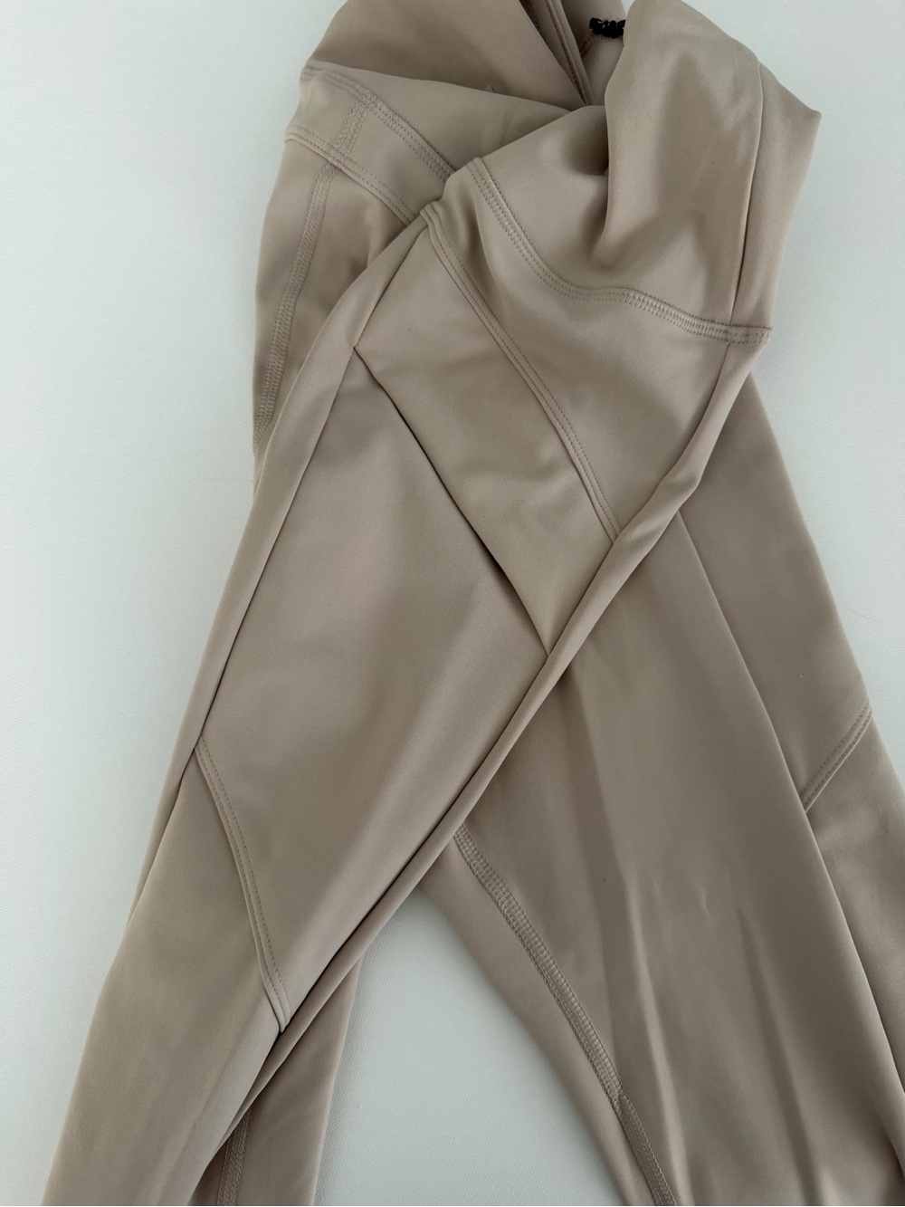 Avalanche Beige High-Waist Compression Leggings - Picture 3 of 4